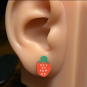 ❤️ Strawberry Earrings - Red and Green